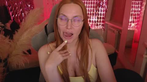 Snapshot of love_call chatting on 02-08-25, 06:01 love_call online show from 02-08-25, 06:01