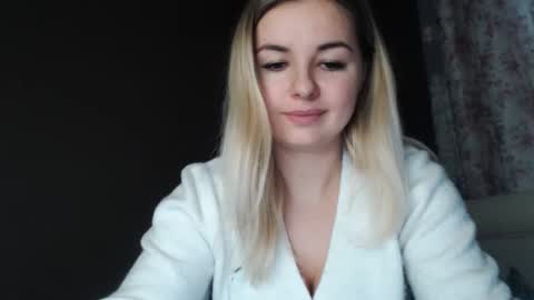 Snapshot of love_dom_meg chatting on 02-14-26, 01:41 Megane online show from 02-14-26, 01:41