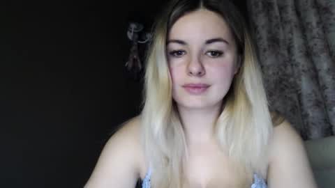 Snapshot of love_dom_meg chatting on 03-14-26, 06:24 Megane online show from 03-14-26, 06:24