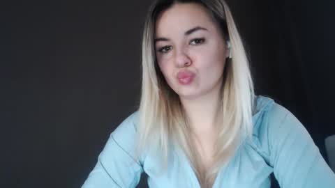 Snapshot of love_dom_meg chatting on 03-22-26, 09:13 Megane online show from 03-22-26, 09:13