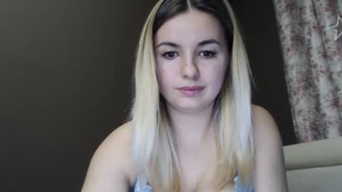 Snapshot of love_dom_meg chatting on 03-22-26, 09:18 Megane online show from 03-22-26, 09:18