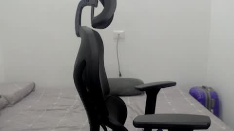 Snapshot of love_gatubela chatting on 03-12-26, 08:48 Nina online show from 03-12-26, 08:48