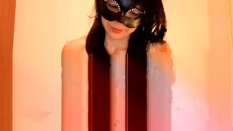 Snapshot of love_gatubela chatting on 04-23-26, 02:24 Nina online show from 04-23-26, 02:24