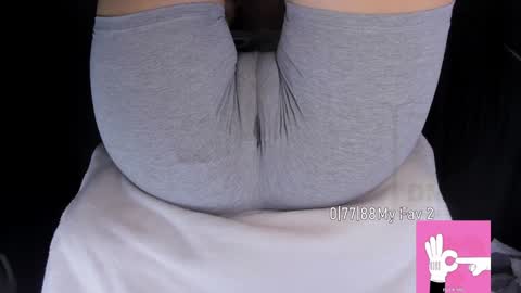 Snapshot of love_hard_kiru chatting on 12-19-24, 03:08 Kira online show from 12-19-24, 03:08