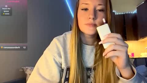 Megan online show from 03-12-26, 08:26