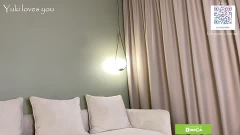 Snapshot of love_in_asian chatting on 10-27-25, 06:45 Learn how love can be with us online show from 10-27-25, 06:45