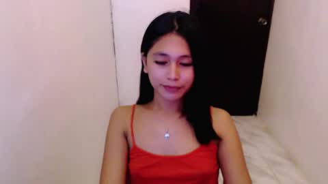 Snapshot of love_jessi chatting on 05-25-26, 08:04 love_jessi online show from 05-25-26, 08:04