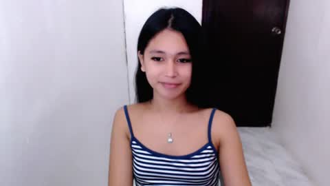 Snapshot of love_jessi chatting on 05-31-26, 01:07 love_jessi online show from 05-31-26, 01:07