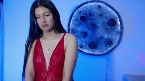 Snapshot of love_oftwo chatting on 02-14-25, 10:47 Melisa Emily online show from 02-14-25, 10:47