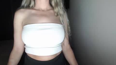 LoVe On  online show from 05-05-26, 10:23