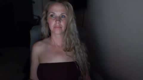 LoVe On  online show from 05-07-26, 10:53