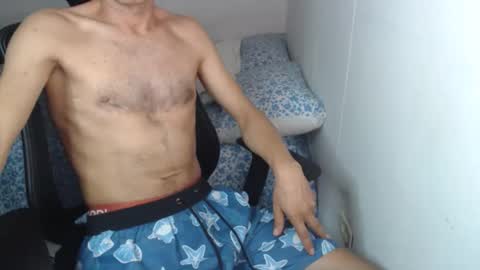 Snapshot of love_room_0206 chatting on 03-31-26, 02:57 Andys and mary online show from 03-31-26, 02:57