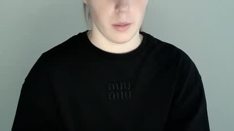 Vivian online show from 11-11-25, 01:33