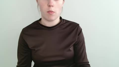 Vivian online show from 02-26-26, 01:21