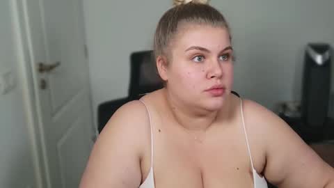 Ally online show from 09-29-25, 02:22