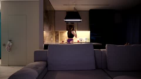 love you to123 online show from 12-28-24, 01:28