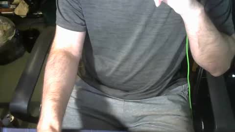 Snapshot of lovebird71 chatting on 11-14-25, 12:53 lovebird71 online show from 11-14-25, 12:53