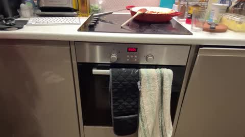 Snapshot of lovecelinexo chatting on 10-31-25, 07:04 Celine online show from 10-31-25, 07:04