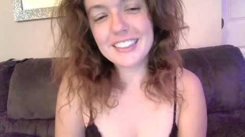 Snapshot of loveconnie chatting on 09-19-25, 03:19 Connie Rae online show from 09-19-25, 03:19