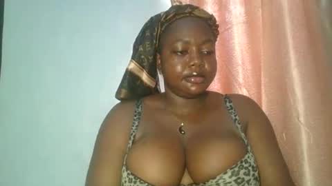 Snapshot of lovecumsluttie chatting on 02-17-26, 12:34 mila online show from 02-17-26, 12:34