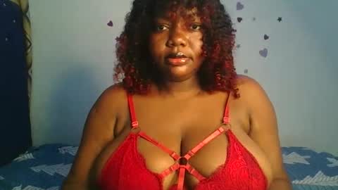 Snapshot of lovecumsluttie chatting on 03-29-26, 10:15 mila online show from 03-29-26, 10:15