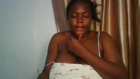 Snapshot of lovecumsluttie chatting on 04-08-26, 12:43 mila online show from 04-08-26, 12:43