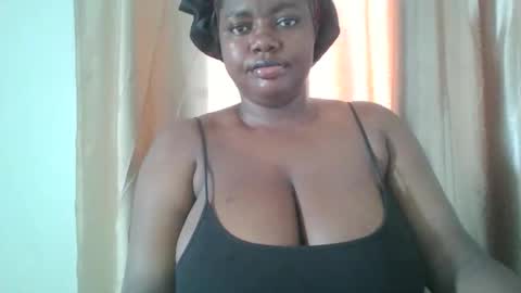Snapshot of lovecumsluttie chatting on 04-10-26, 01:27 mila online show from 04-10-26, 01:27