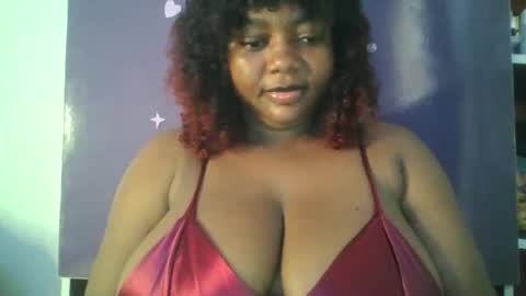 Snapshot of lovecumsluttie chatting on 04-17-26, 10:07 mila online show from 04-17-26, 10:07