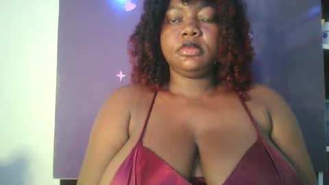 Snapshot of lovecumsluttie chatting on 04-20-26, 05:10 mila online show from 04-20-26, 05:10