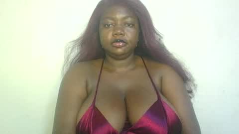 Snapshot of lovecumsluttie chatting on 05-24-26, 06:57 mila online show from 05-24-26, 06:57
