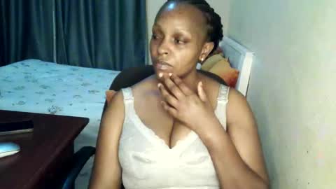 Snapshot of loveedee4 chatting on 05-15-26, 10:28 loveedee4 online show from 05-15-26, 10:28