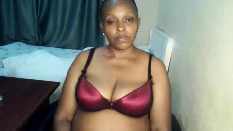 Snapshot of loveedee4 chatting on 05-16-26, 11:25 loveedee4 online show from 05-16-26, 11:25