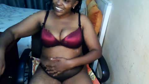 Snapshot of loveedee4 chatting on 06-13-26, 10:29 loveedee4 online show from 06-13-26, 10:29