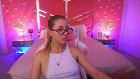 loveedove online show from 06-18-26, 12:31