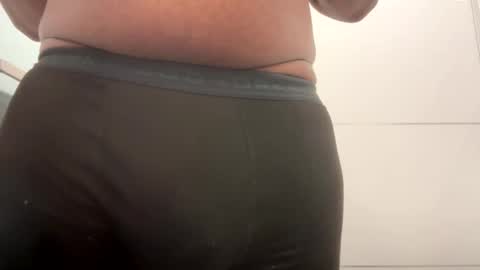 Snapshot of lovefeetonmyface29 chatting on 10-05-25, 11:02 lovefeetonmyface29 online show from 10-05-25, 11:02