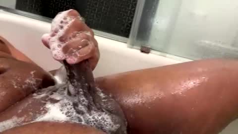 Snapshot of lovefeetonmyface29 chatting on 10-18-25, 12:24 lovefeetonmyface29 online show from 10-18-25, 12:24