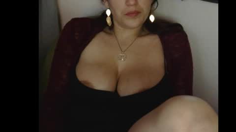 Ashley and Leon online show from 11-04-25, 08:46