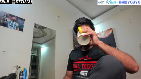 Snapshot of lovehairyindian chatting on 12-04-24, 08:12 Indian hairy online show from 12-04-24, 08:12