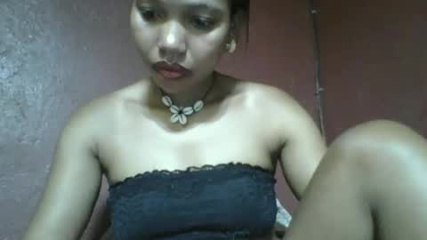 Snapshot of loveinlife750427 chatting on 01-19-25, 04:14 loveinlife750427 online show from 01-19-25, 04:14