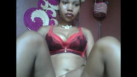Snapshot of loveinlife750427 chatting on 02-03-25, 04:04 loveinlife750427 online show from 02-03-25, 04:04
