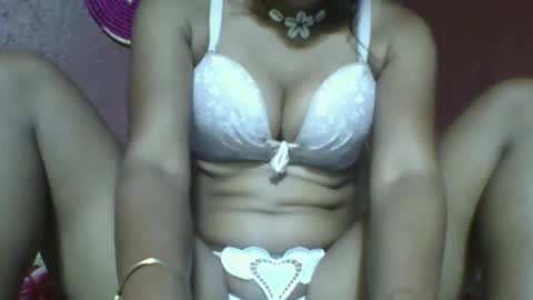 Snapshot of loveinlife750427 chatting on 02-06-25, 09:43 loveinlife750427 online show from 02-06-25, 09:43