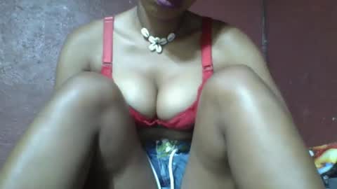 Snapshot of loveinlife750427 chatting on 03-08-25, 04:01 loveinlife750427 online show from 03-08-25, 04:01