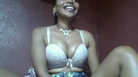 Snapshot of loveinlife750427 chatting on 03-12-25, 07:57 loveinlife750427 online show from 03-12-25, 07:57
