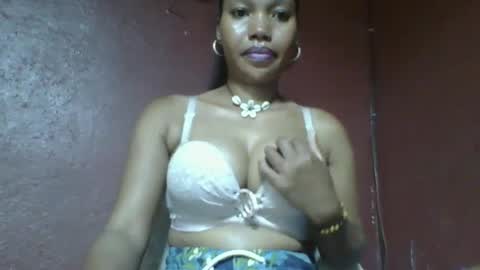 Snapshot of loveinlife750427 chatting on 03-12-25, 02:56 loveinlife750427 online show from 03-12-25, 02:56