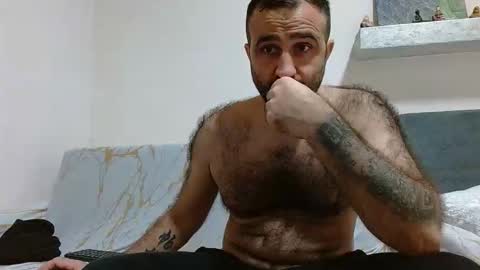 loveivat80 online show from 12-14-25, 04:45