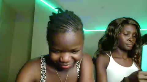 Snapshot of lovelent_shaz chatting on 02-27-26, 09:15 Shaz online show from 02-27-26, 09:15