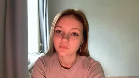 Ella online show from 10-24-25, 06:10