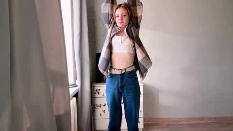 Ella online show from 12-20-25, 07:15