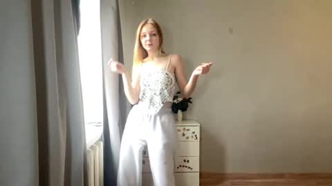 Ella online show from 02-02-26, 09:08