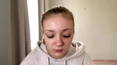 Ella online show from 02-05-26, 09:03